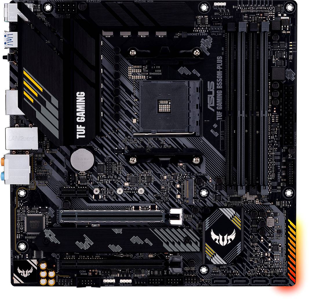 Een zwart moederbord met meerdere aansluitingen en slots. Opschrift: 'TUF Gaming'. Geschikt voor PC-gaming-setups.