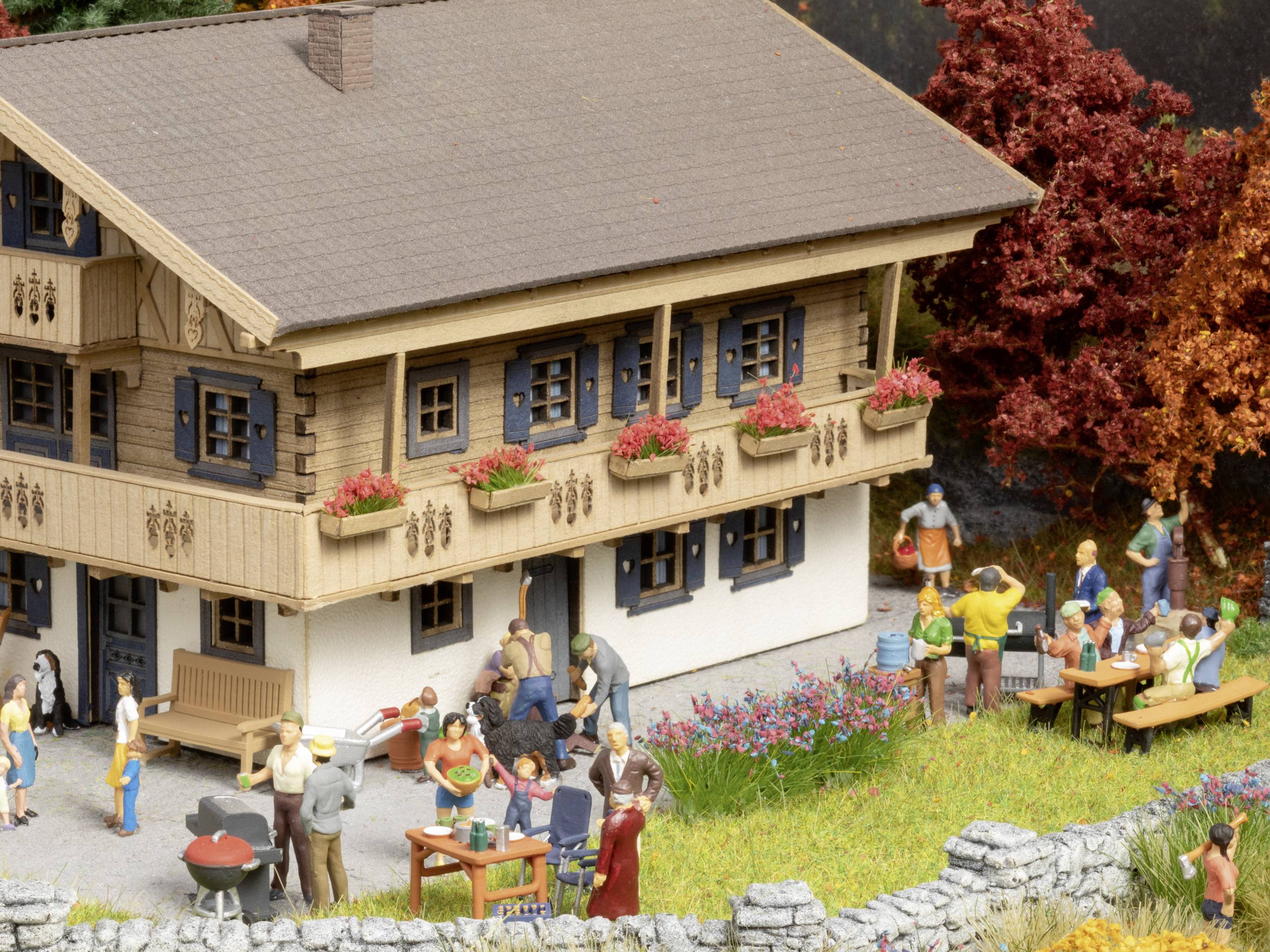NOCH 0016215 H0 In de tuin figuren Geverfd, Staand-1