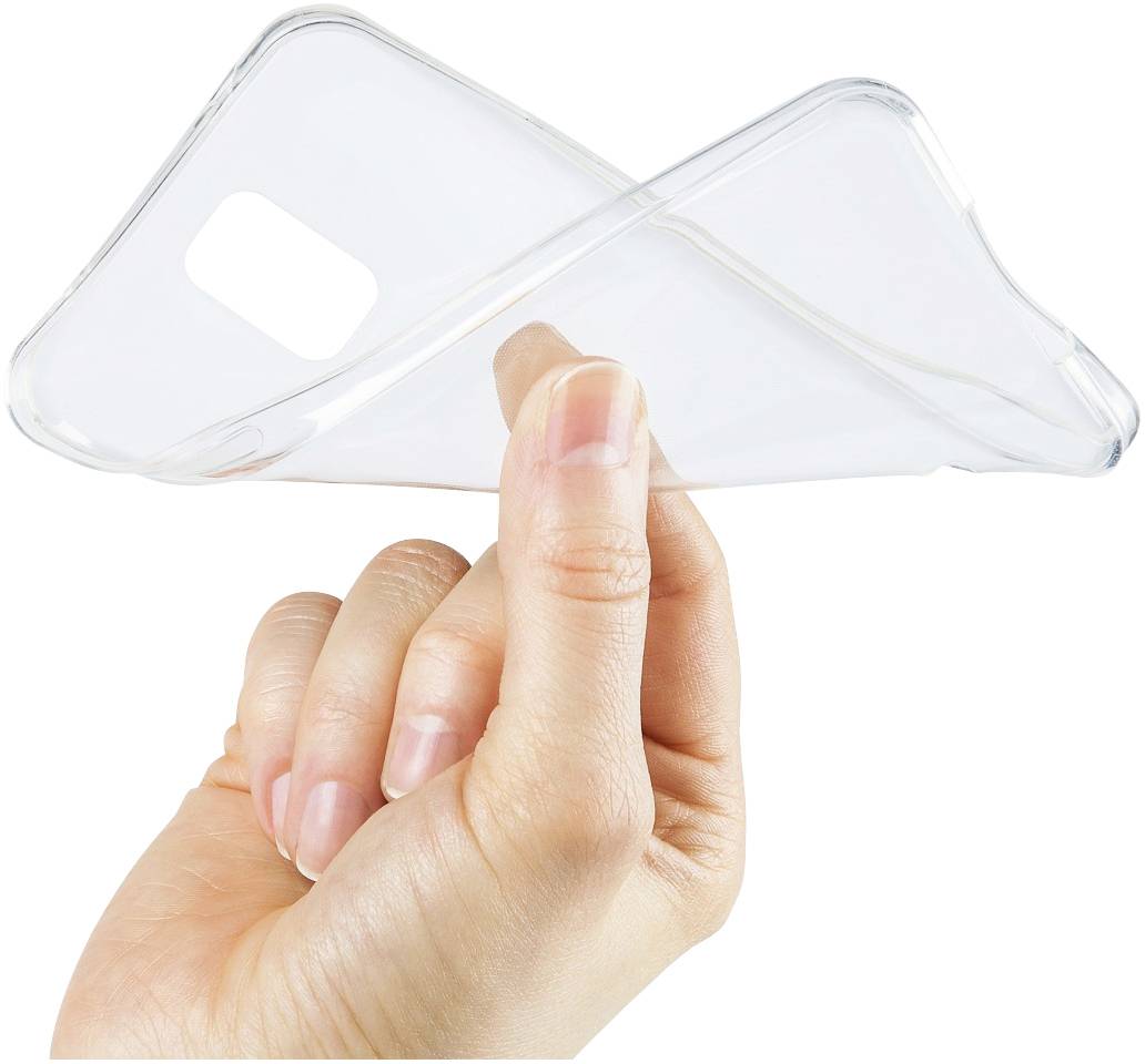 Een hand houdt een transparant smartphone-hoesje tussen de vingers vast, toont de flexibiliteit van het materiaal.