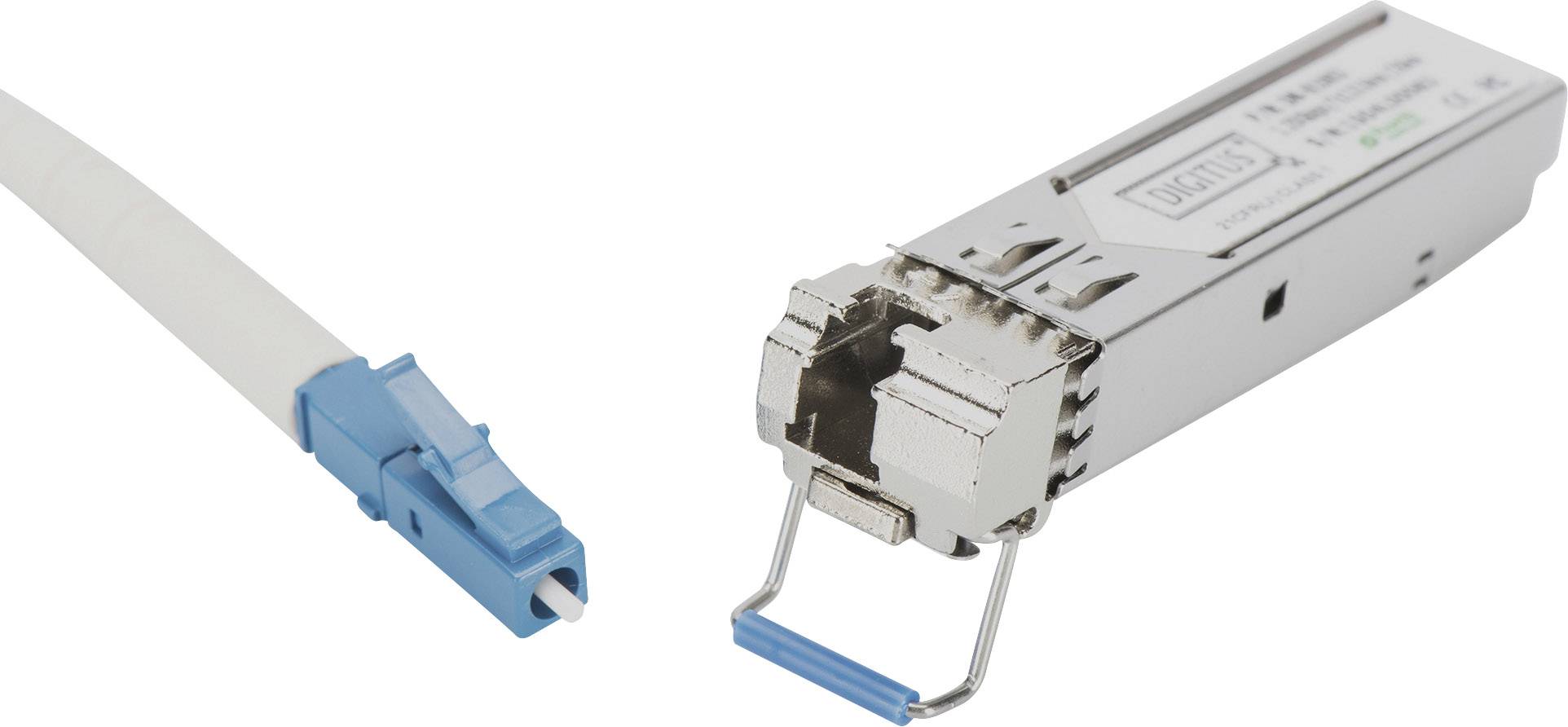 Glasvezelkabel met blauwe stekkerverbinding en compatibele zilveren modulaire adapter, klaar voor aansluiting.