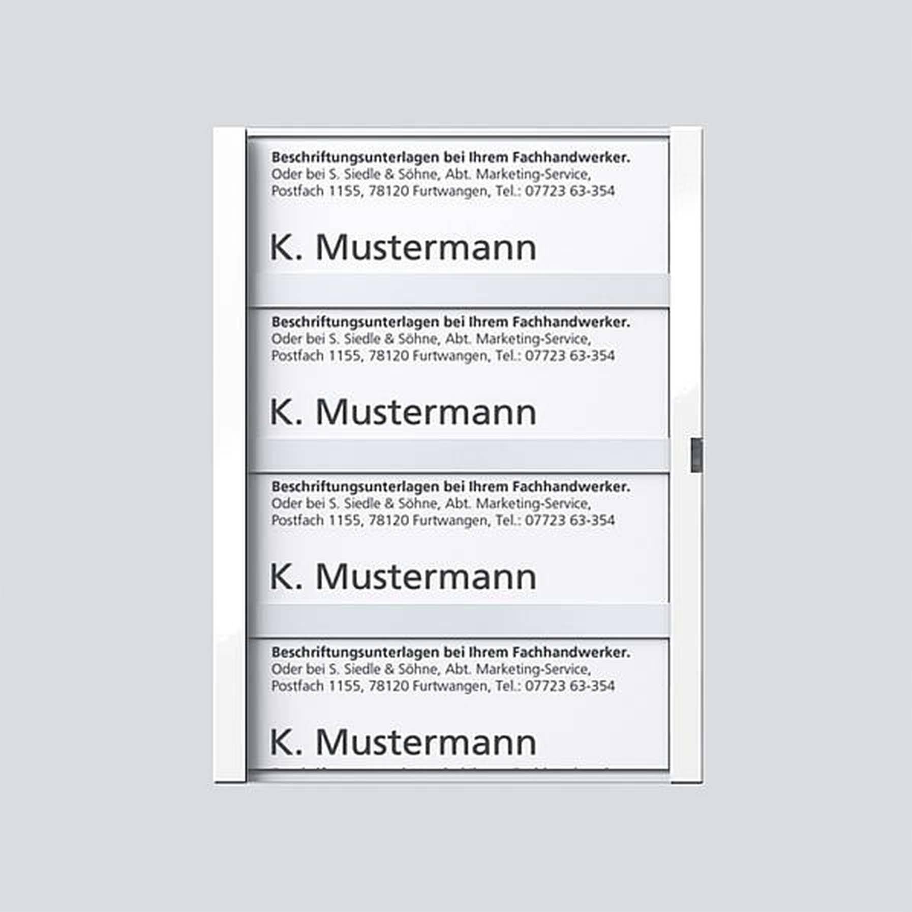 Telefoonboekpagina met vijf identieke vermeldingen voor 'K. Mustermann'. Details zoals adres en telefoonnummer zijn kleiner afgedrukt.