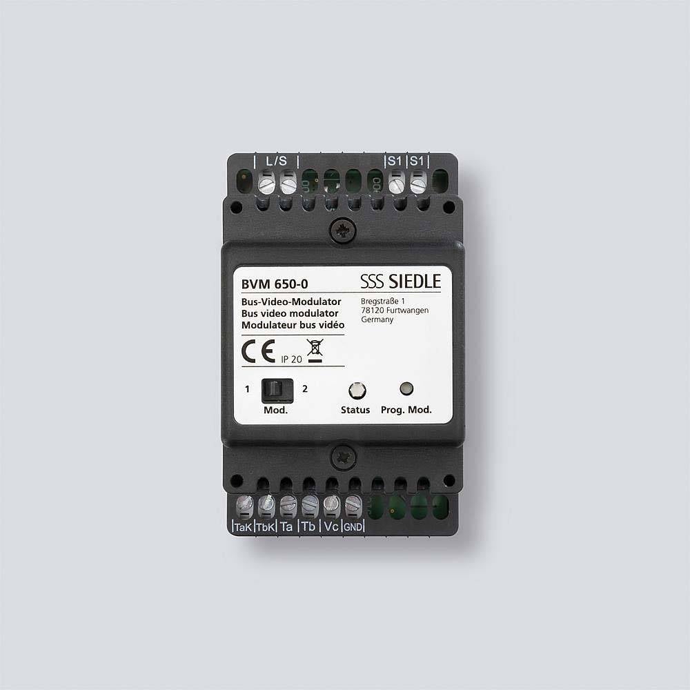 Bus-video-modulator van SSS Siedle, model BVM 650-0, voor gebruik in deurcommunicatiesystemen. Gemonteerd, met status-LED's.