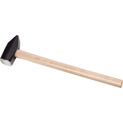 Een hamer met een houten handvat en een zware metalen kop op een witte achtergrond.