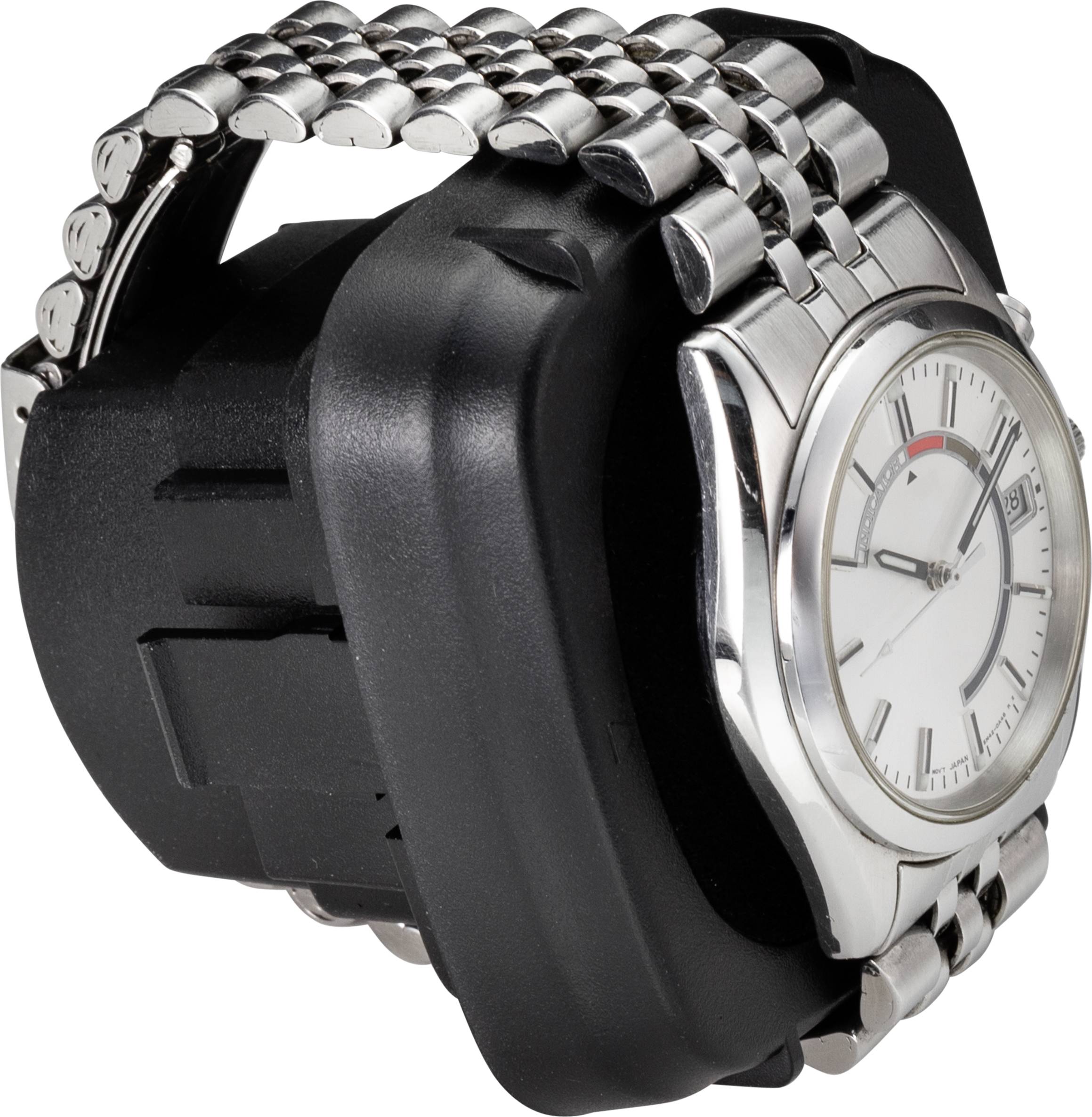 Zilveren horloge in een zwarte beschermhoes.