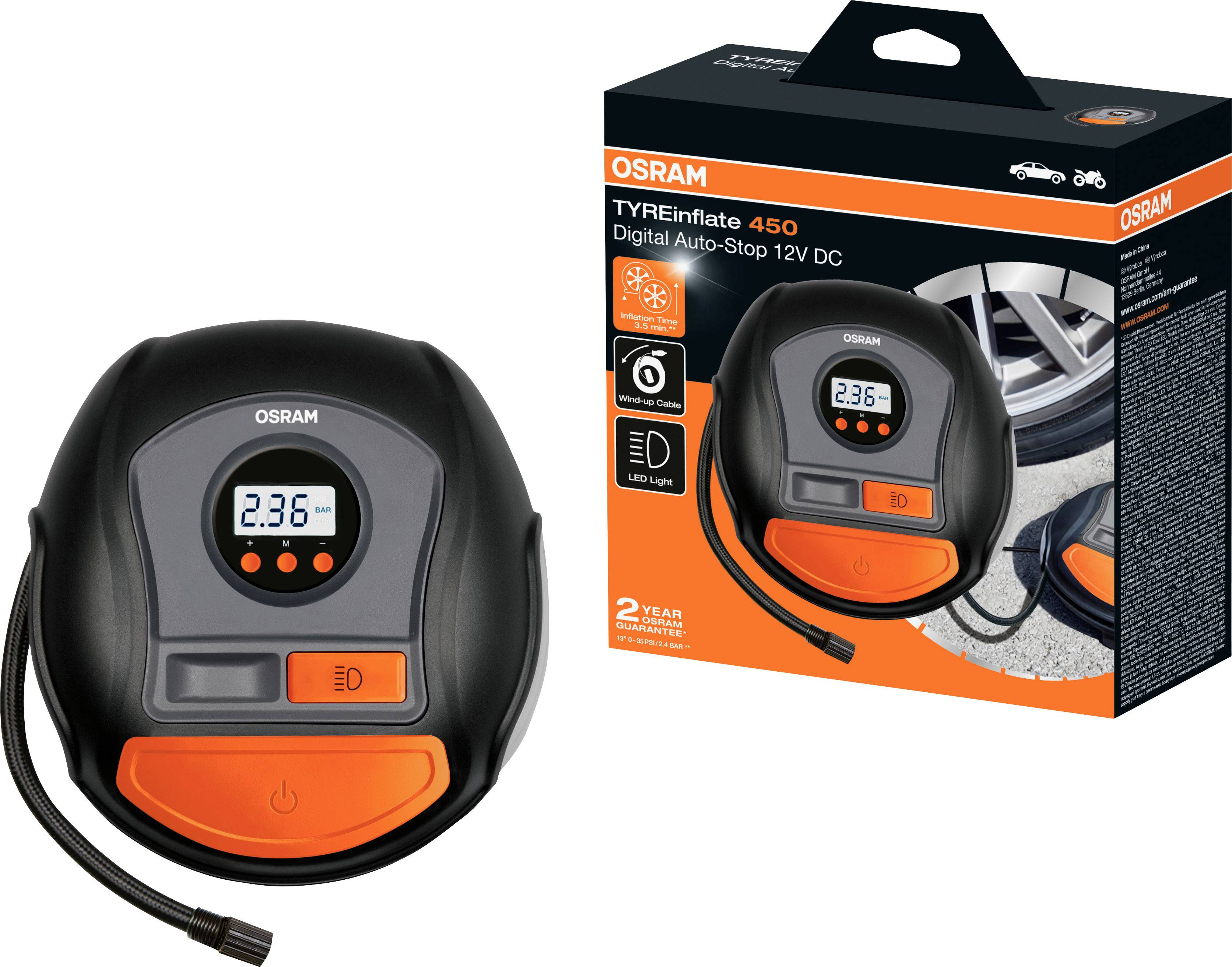 Elektrische bandenpomp van OSRAM, model Tyreinflate 450, toont 2,36 bar op het display. Verpakking op de achtergrond.