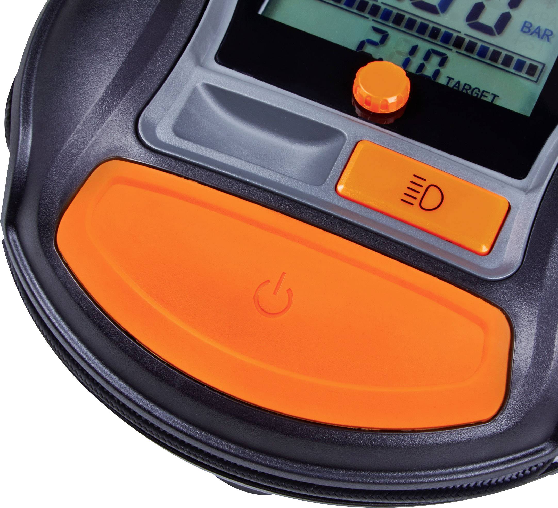 Een digitale drukmeter met een oranje bedieningspaneel. Het display toont '2,10 BAR'. Een oranje knop bevindt zich in het midden.