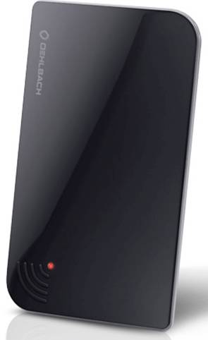 Zwarte, rechthoekige antenne met afgeronde hoeken en een rood lichtpunt, van het merk Oehlbach.