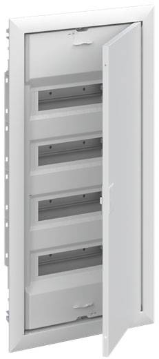 Elektrische schakelkast met geopende deur, toont meerdere horizontale verdeelsystemen voor elektrische componenten.