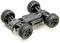 Zwart RC-auto-chassis zonder carrosserie, toont ophanging en grote banden. Geschikt voor offroad-ritten.