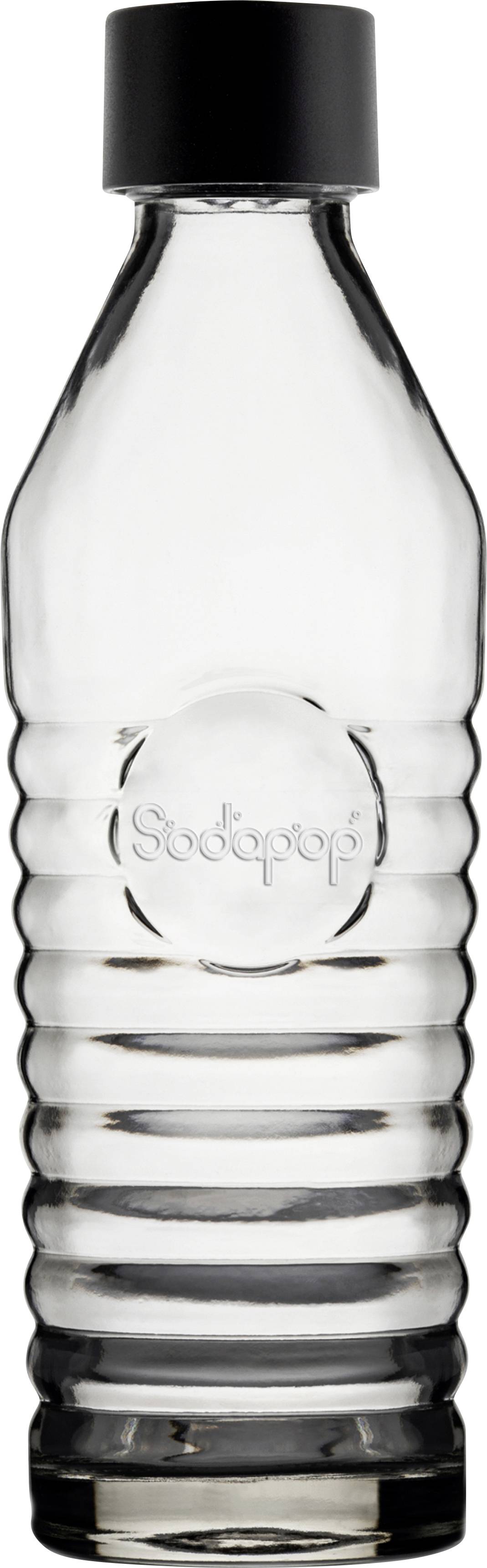 Heldere fles met ribbelmotief, zwarte dop, merk 'SodaPop', symbool voor frisdrank of mineraalwater.