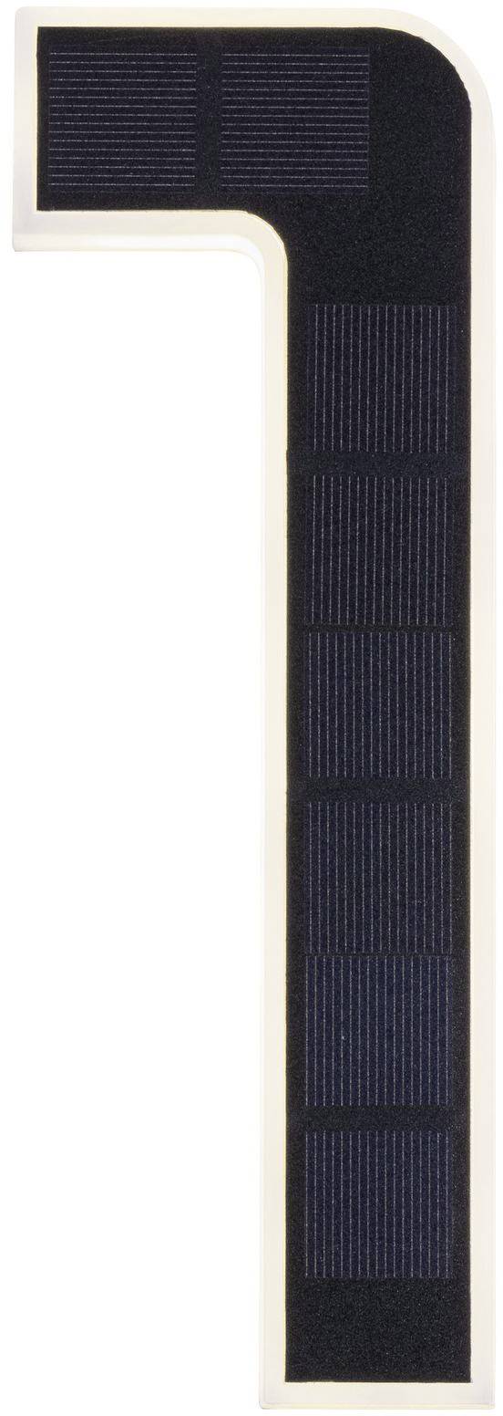 Een wit bord met het nummer '1' in het zwarte gedeelte.