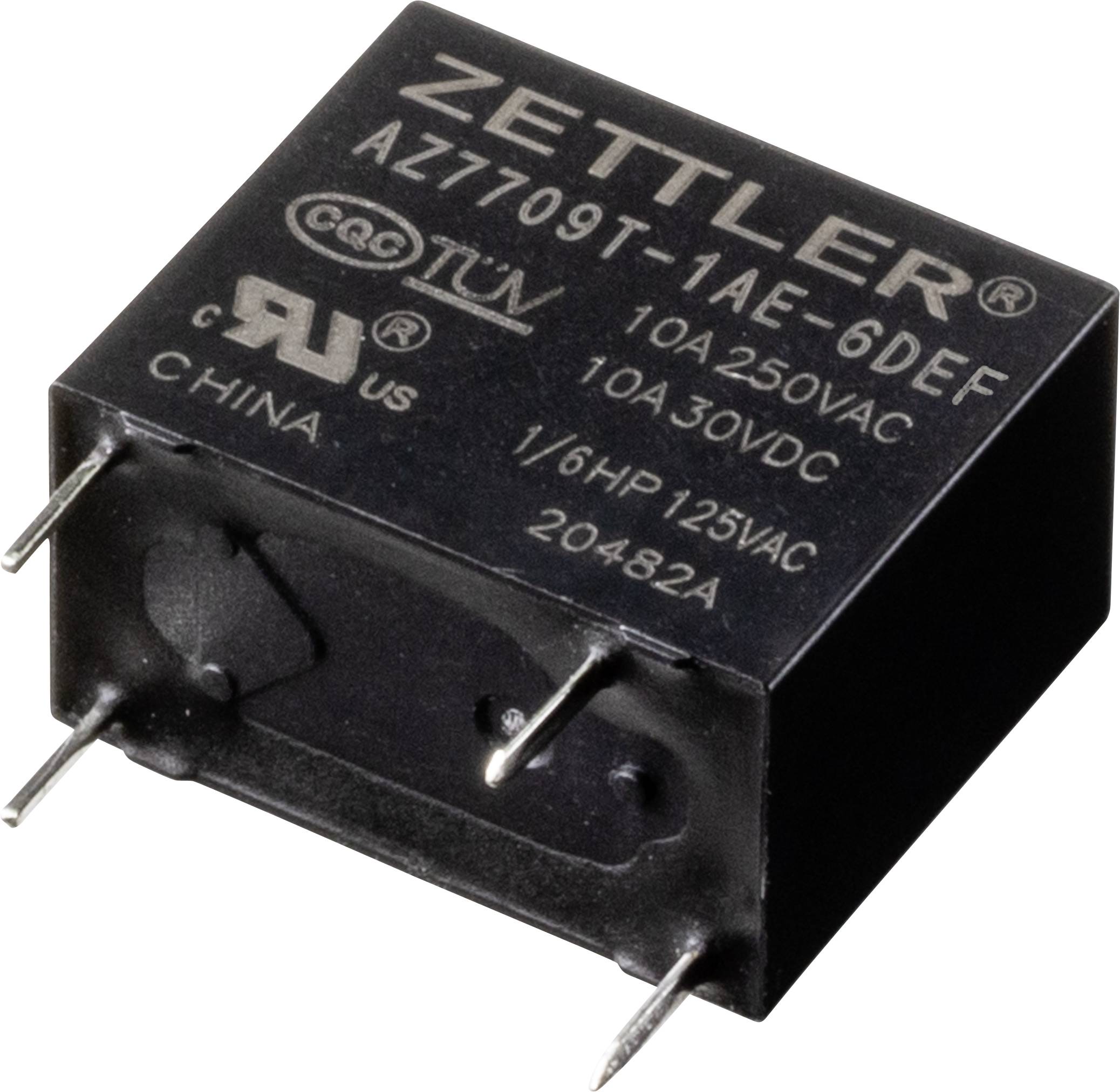 Zwart elektrisch relais met opschrift 'ZETTLER AZ7709T-1AE-6DEF', met specifieke stroom- en spanningsgrenzen.