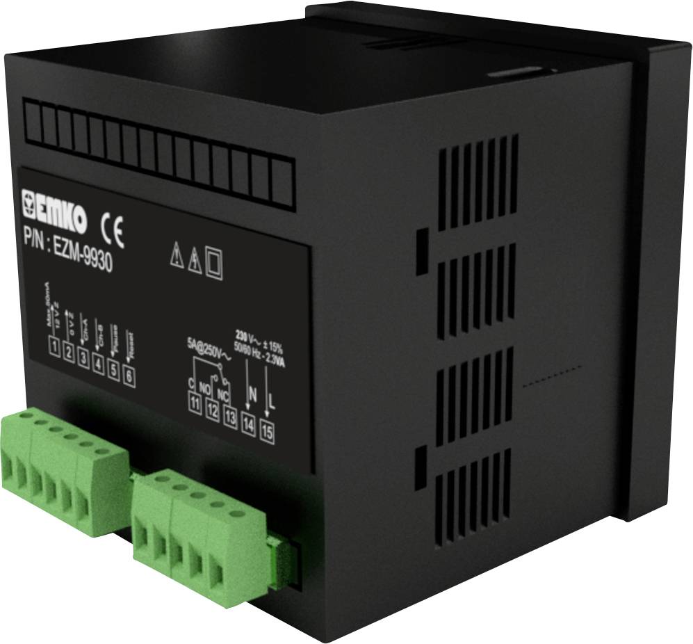Een zwart elektronisch apparaat met groene aansluitklemmen, modelnummer EZI-9930, toont spanningsspecificaties en veiligheidssymbolen.