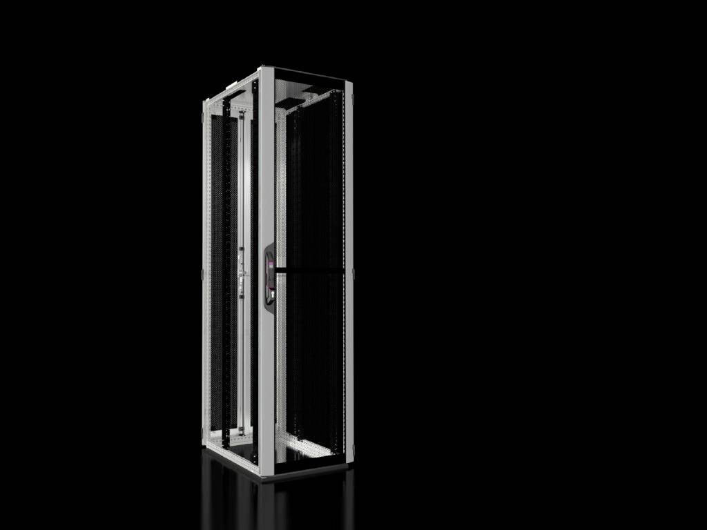 Een enkele lege server-rack-kast op een zwarte achtergrond. Geschikt voor het herbergen van servercomponenten in datacentra.