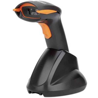 Een draadloze barcodescanner in zwart en oranje, staand op een laadstation, geschikt voor snel scannen in magazijn of winkel.