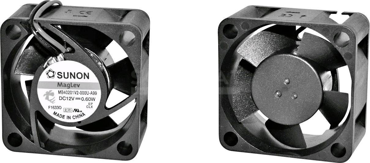 Twee zwarte computerventilators van SUNON. Links is de ventilator met etiket en kabels, rechts is de achterkant van de ventilator te zien.