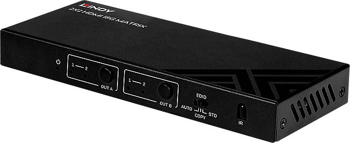 Zwart HDMI-matrix-schakelaarapparaat met twee ingangen en twee uitgangen. Gemarkeerd met 'LINDY 2x2 HDMI 18G Matrix'.