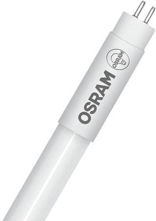 Een witte OSRAM LED-TL-buis met twee pinnen aan het uiteinde, verticaal gepositioneerd, toont merknaam en logo.