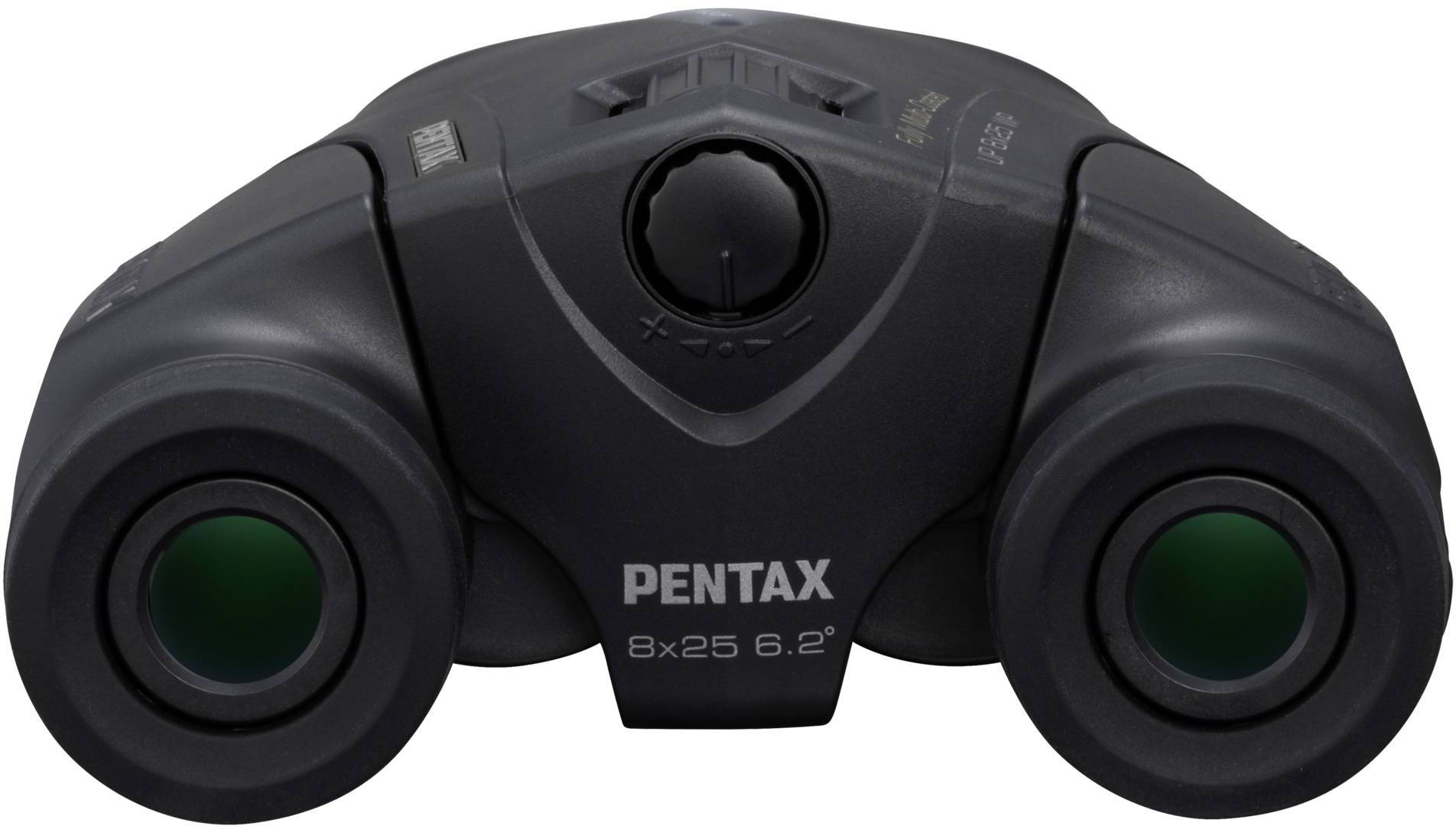 Een zwarte Pentax verrekijker met de tekst '8x25 6.2°' op de voorkant. Ideaal voor natuurobservatie.