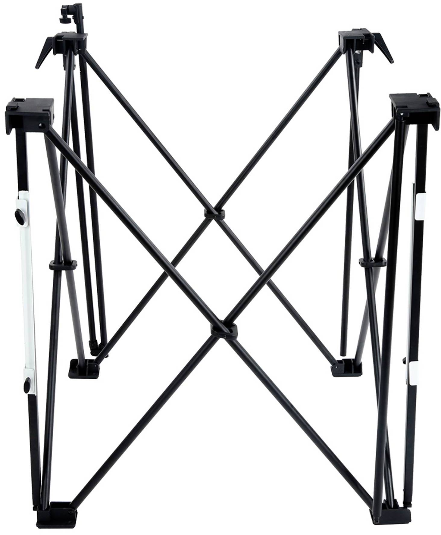 Een opvouwbaar, zwart metalen frame met kruisvormige stangen, vermoedelijk bedoeld als steun of standaard voor een tafel of ander meubelstuk.