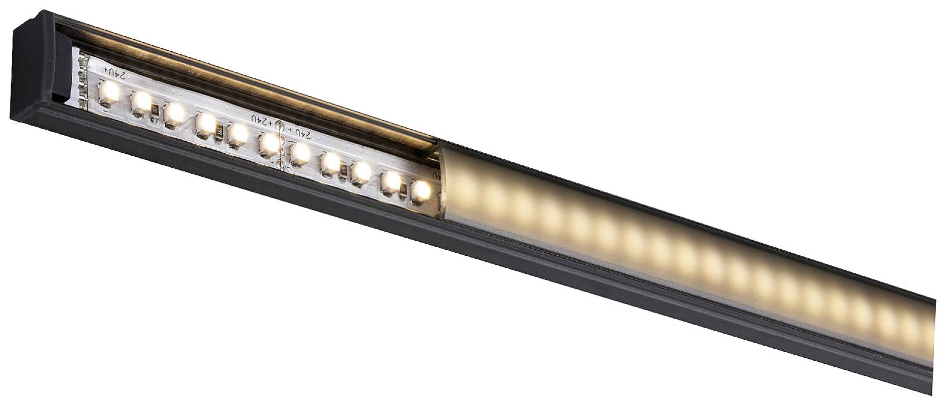 Een smal, modern LED-armatuur in een langwerpige, zwarte behuizing dat zacht, warmwit licht uitstraalt.