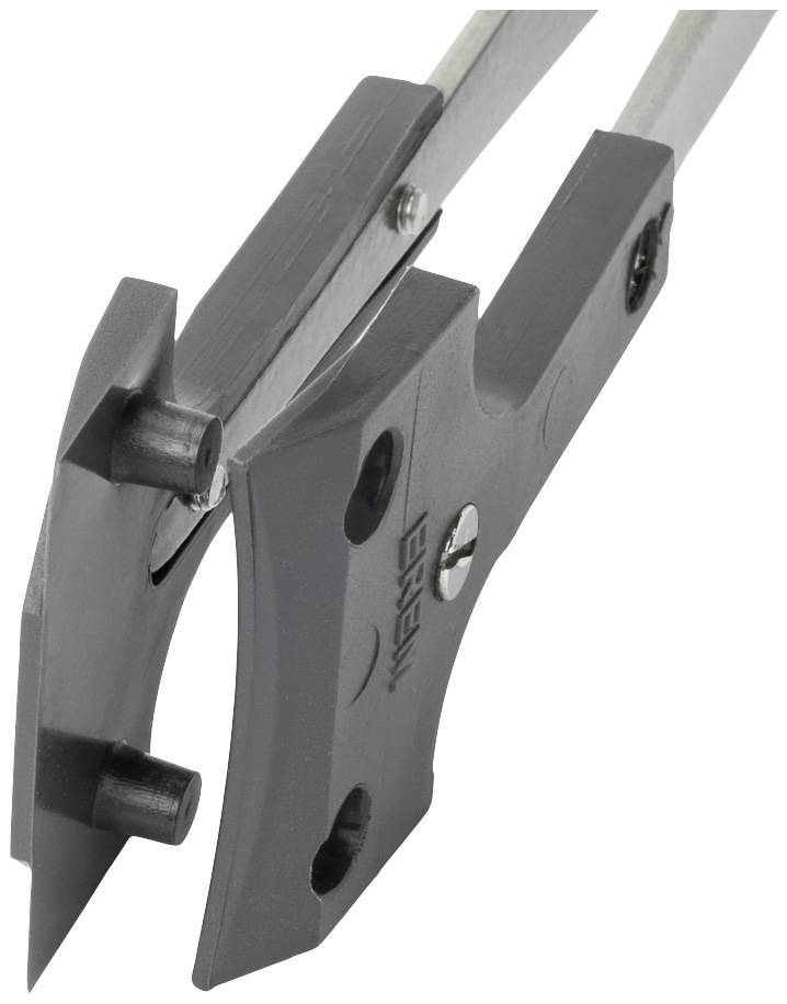 Close-upfoto van een grijs, metalen gereedschap met een klem. Het gereedschap heeft scherpe randen en wordt gebruikt om te snijden.