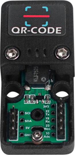 Elektronische component met QR-code-module, toont printsporen en aansluitingen op een kleine printplaat.