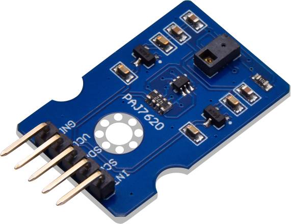 Blauw sensormodule met meerdere elektrische componenten en vier goudkleurige pinnen voor aansluiting. Gemarkeerd met 'PAJ7620'.