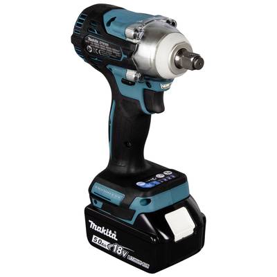 Accuslagschroevendraaier van Makita, model DTW300, 18V, met zwarte handgreep en blauwe behuizing; toont de accu en instelling voor draaimoment.