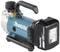 Een draagbare compressor van Makita met een 18V accu, voorzien van een handgreep voor gemakkelijk transport, geschikt voor lichte werkzaamheden.