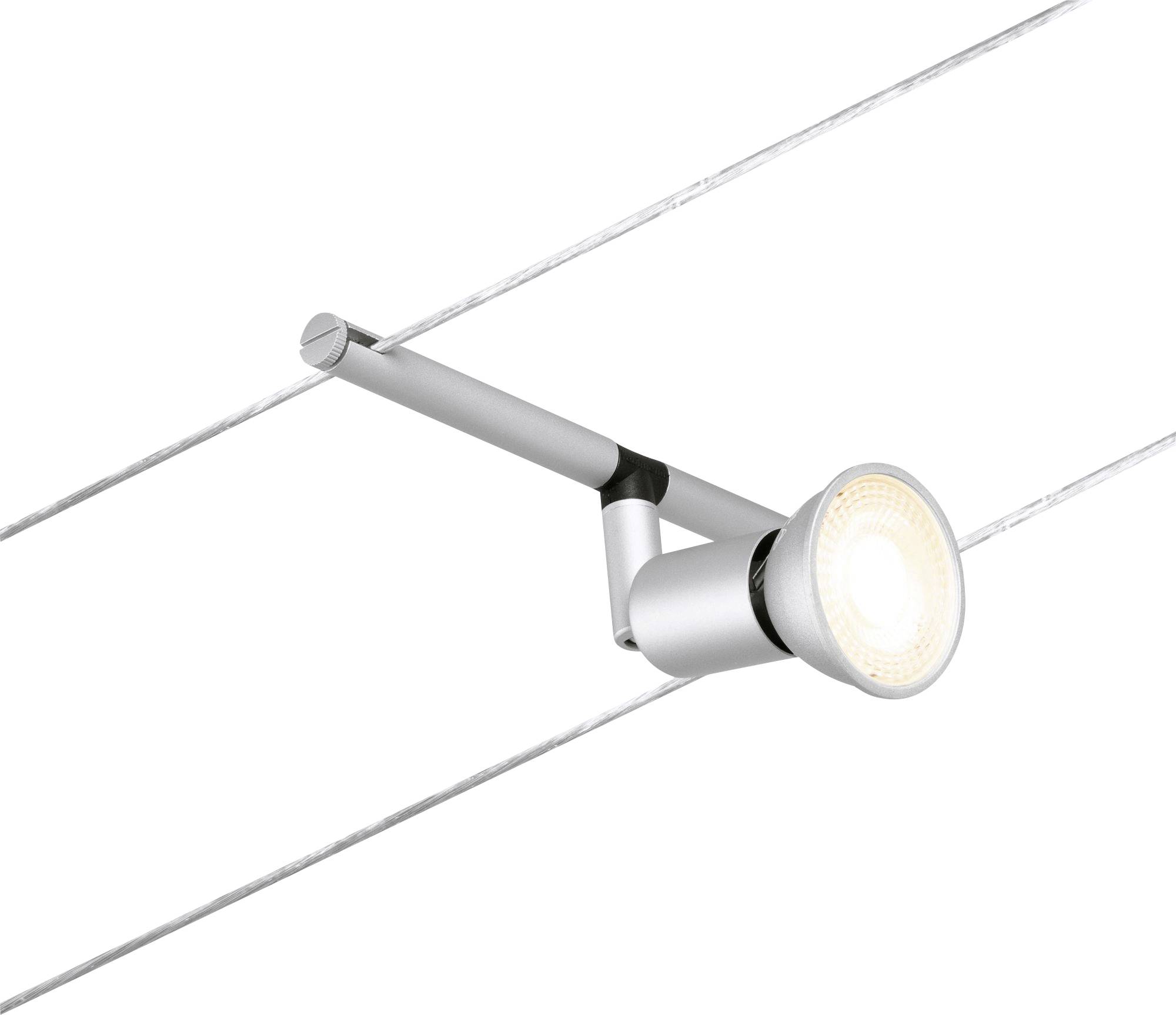 Plafondspots in modern design, gemonteerd aan een kabelsysteem, schijnen in helder wit. Ideaal voor gerichte verlichting.