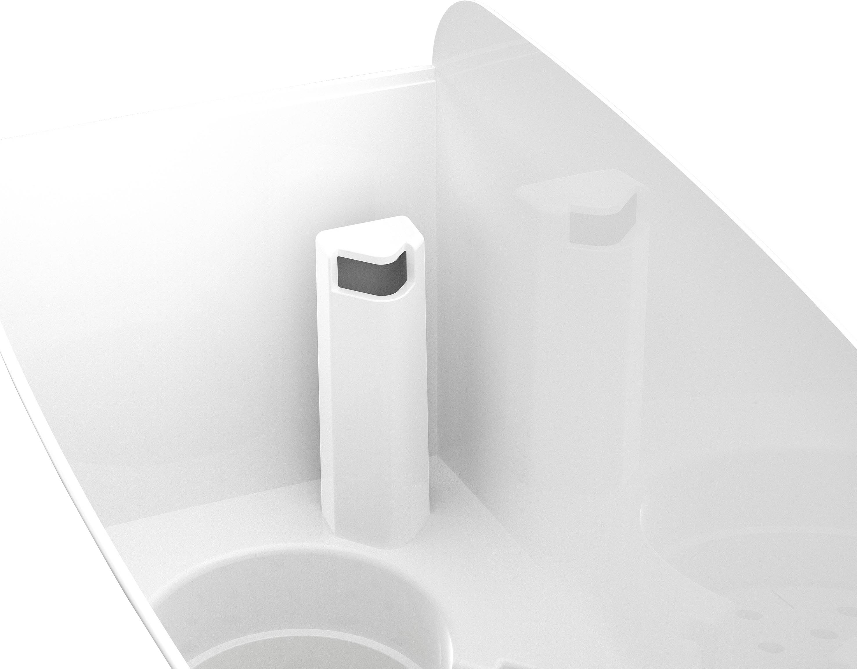 Een eenvoudig, modern, wit badkamerontwerp met een hoge, ovale toiletwatertank en een rechthoekige drukknop.