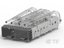 Een metalen behuizingsonderdeel met meerdere transparante kunststofcomponenten, waarschijnlijk een onderdeel van een technisch of elektronisch apparaat.