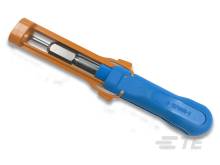 Een blauwe intrekbare balpen met een oranje houder die de pen terugtrekt.