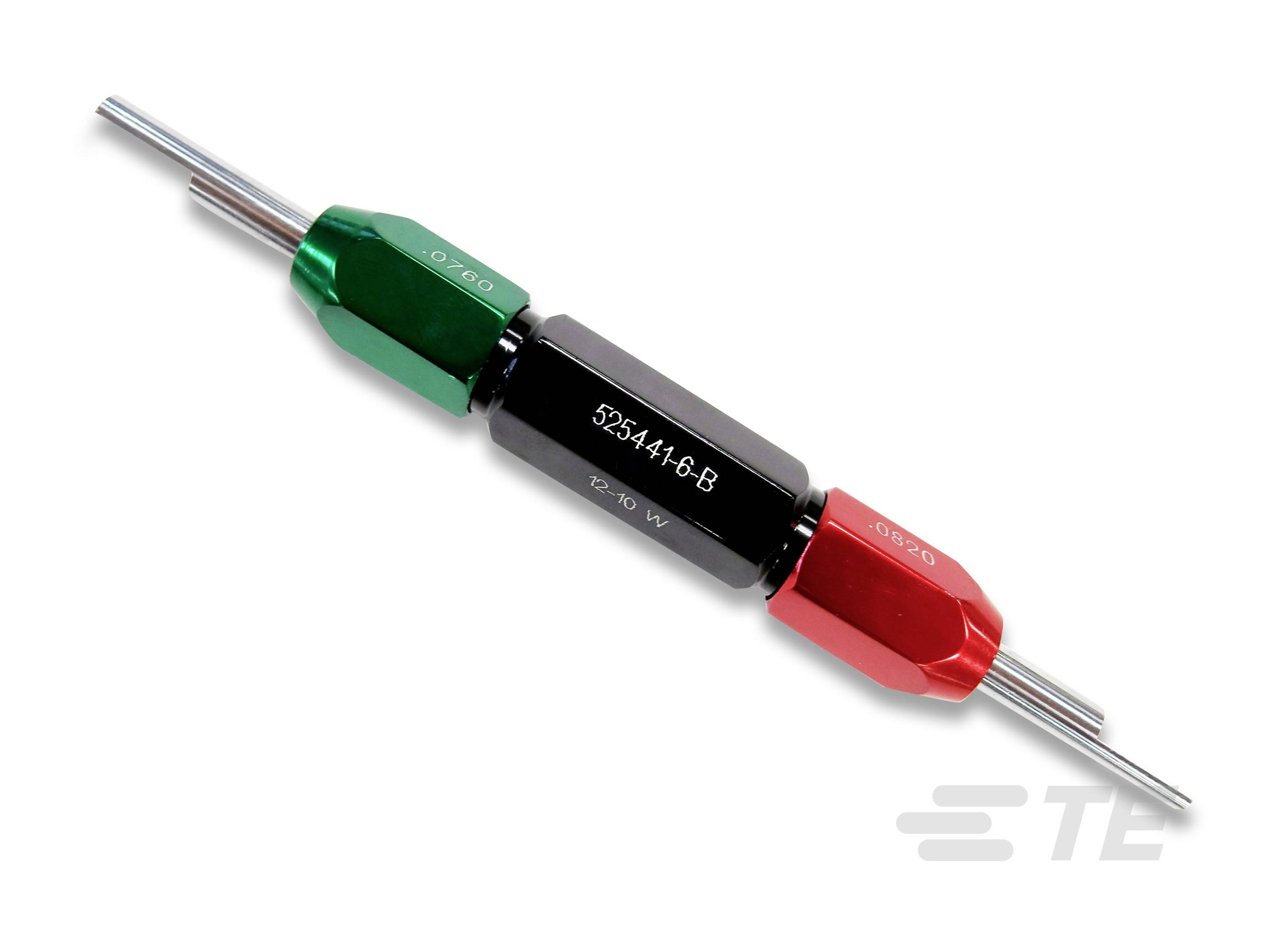 Een krimptang van TE Connectivity met tweekleurige handgrepen (groen en rood) met de opdruk '525441-8-B'.