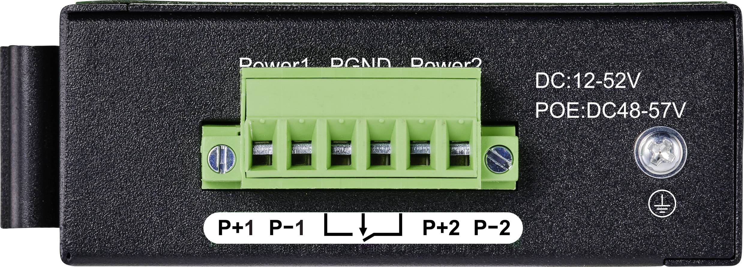 Een zwarte adapter met groene steekaansluiting, maakt gelijkstroomvoeding mogelijk van 12 tot 52 V of PoE van 48 tot 57 V.
