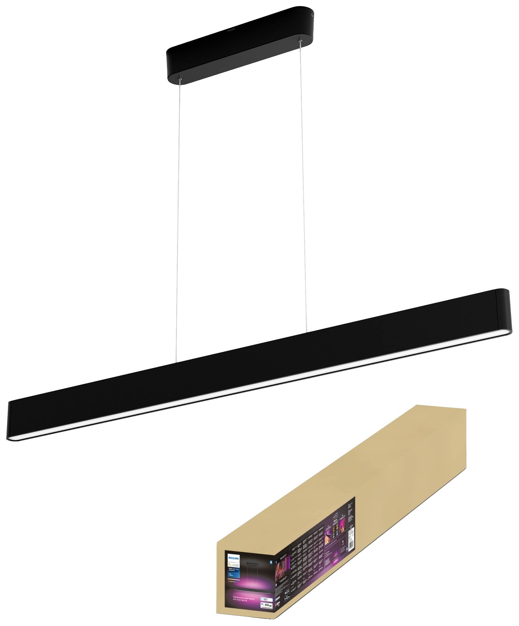 Zwarte hanglamp met rechthoekig ontwerp, hangt aan twee kabels. Ernaast een lange, bruine verpakking met afbeelding en productinformatie.