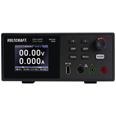 Een zwart voedingsmodel 'Voltcraft DSP-6010' met digitaal display toont 0,00V en 0,000A. Knoppen en aansluitingen bevinden zich aan de voorkant.