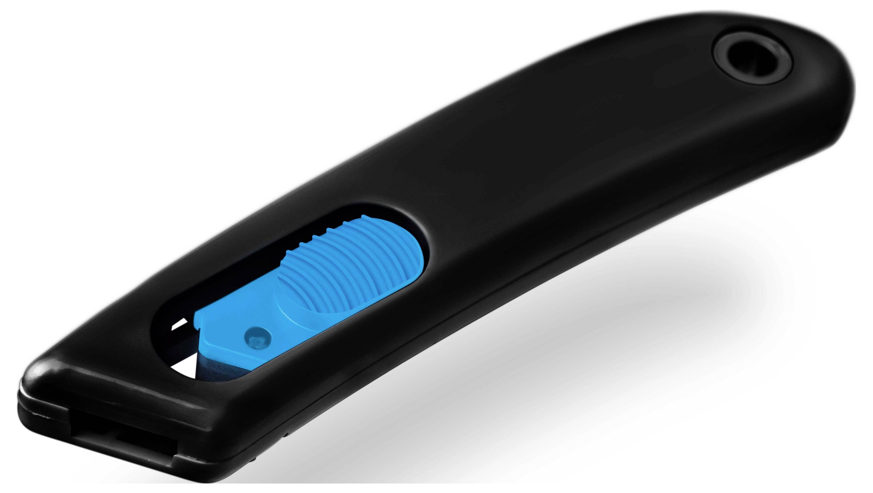 Zwarte gereedschapsgreep met geïntegreerd blauw element voor het snijden. Ergonomische vorm voor gemakkelijke en veilige grip.