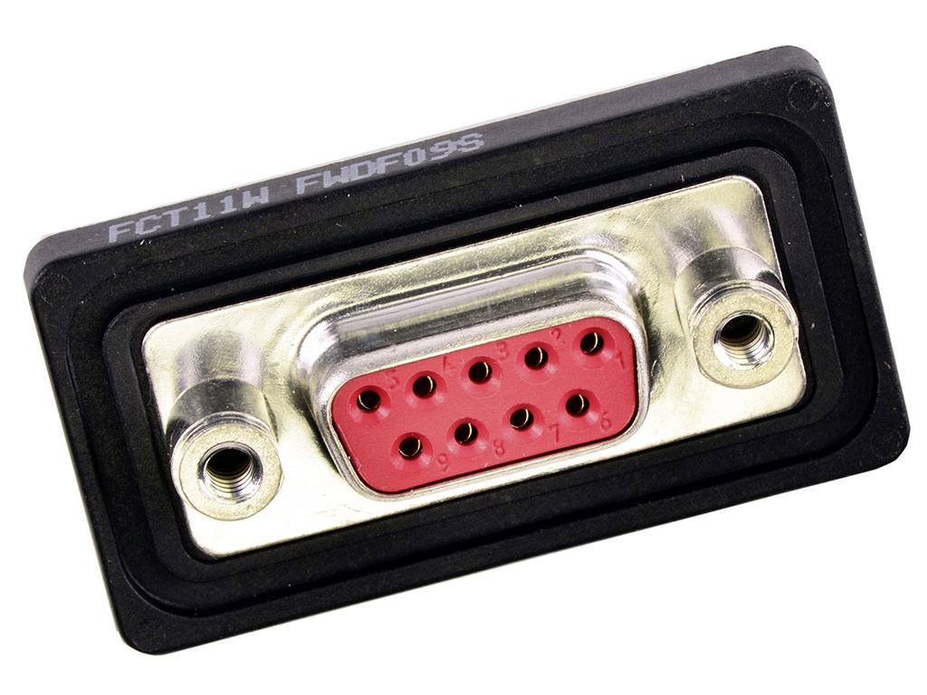 Afbeelding toont een DB9-connector met een rechthoekige zwarte rand en negen rode pinnen in een metalen behuizing.