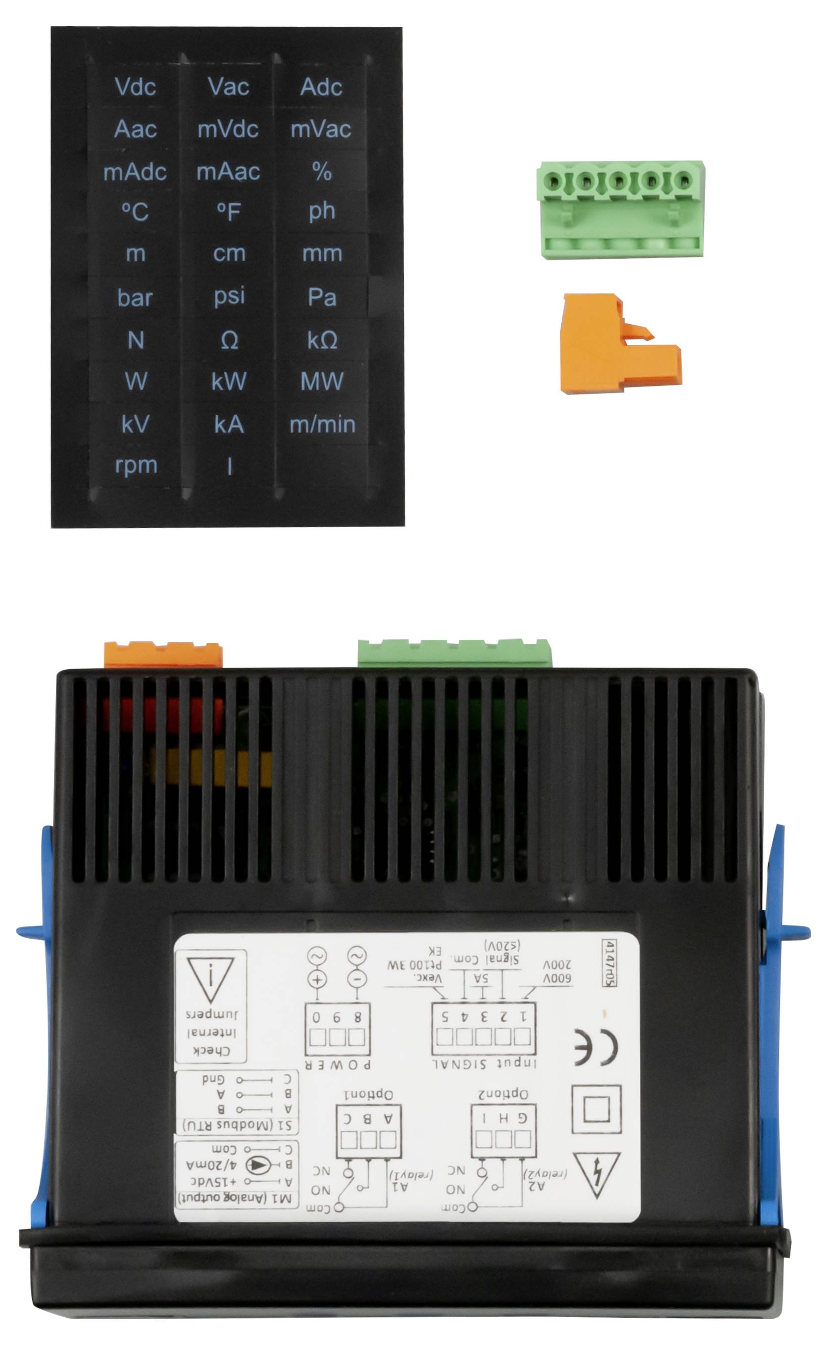 Digitale paneelmeter met een zwart frontdisplay, bedradingsetiketten, een groen aansluitblok en oranje klem, weergegeven met schemadiagram van de achteraansluitingen.