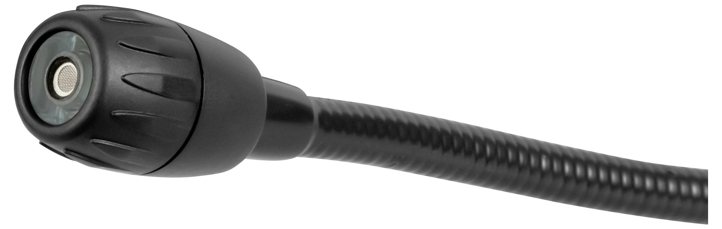 Close-up van een flexibele zwarte slang met een cilindrisch spuitkopje en zichtbare opening, geïsoleerd op een witte achtergrond.