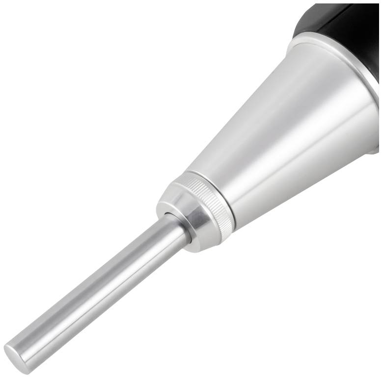 Zilveren, kegelvormig object met een cilindrische staaf aan de top, waarschijnlijk een technisch gereedschap of onderdeel van een apparaat.