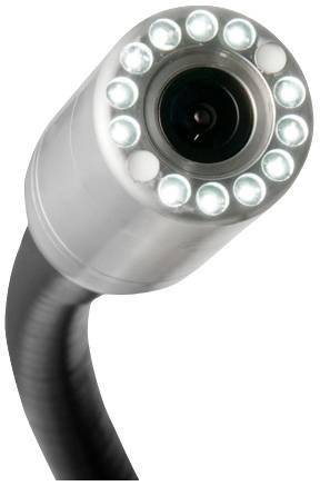 Close-up van een camera met LED's in een cirkelvormige ringopstelling rondom de lens, gemonteerd op een flexibele hals.