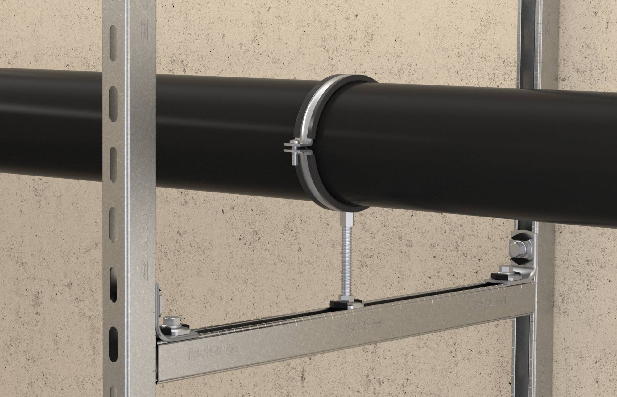 Een zwarte buis is met een metalen beugel aan een muur bevestigd. De beugel is met schroeven vastgezet.
