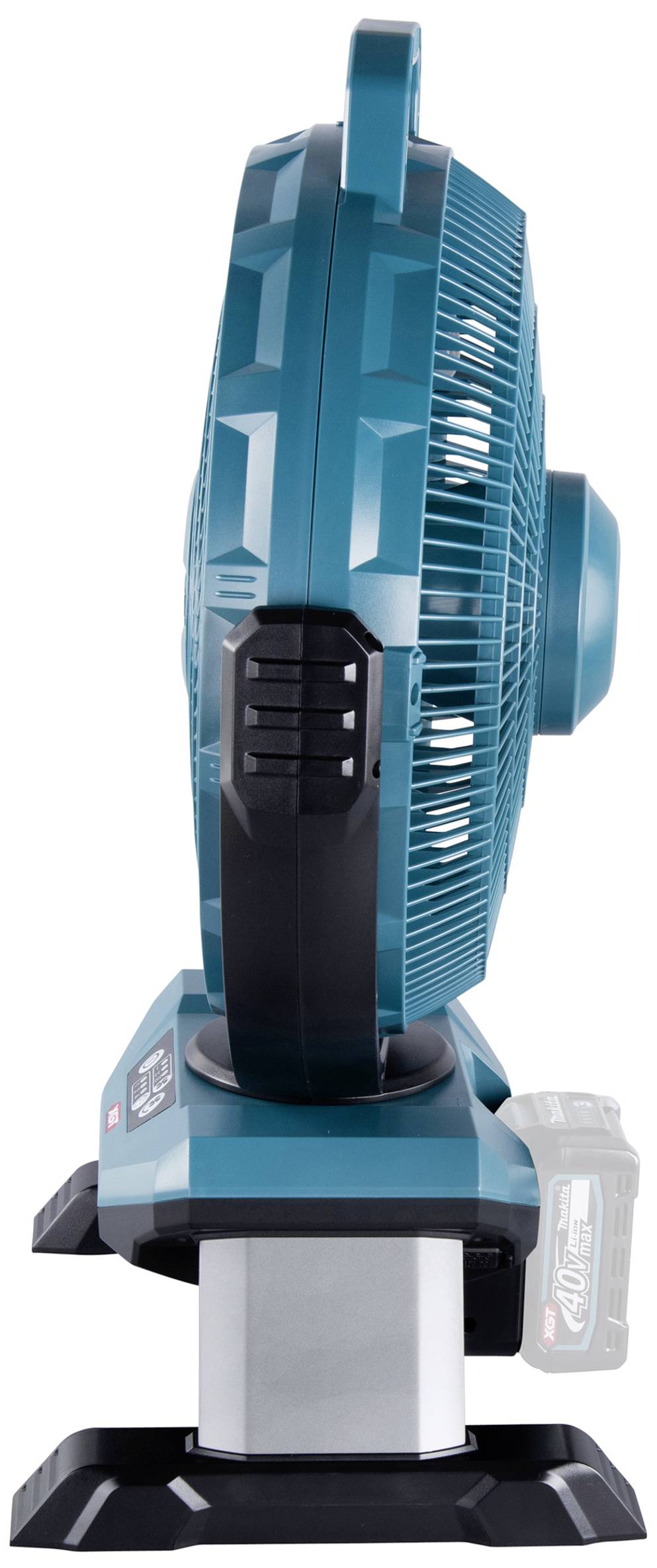Een blauwe statiefventilator van opzij, met een batterij-gevoed onderstel. Ideaal voor draagbare verkoeling.