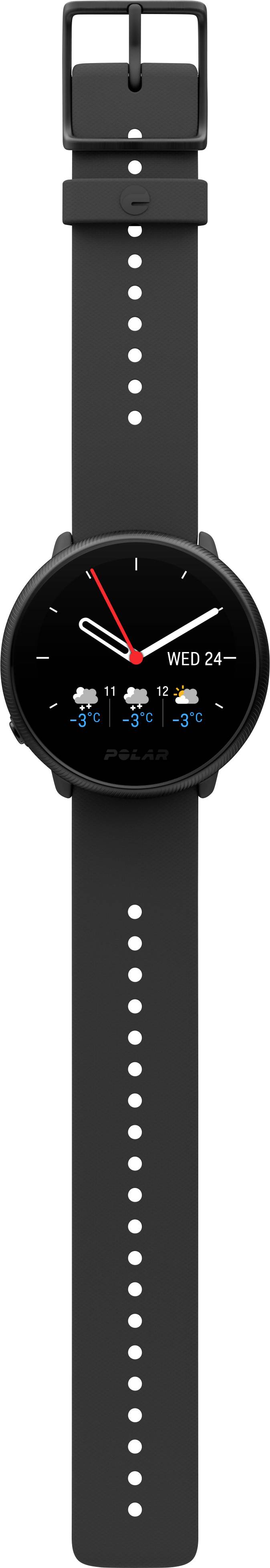 Zwarte smartwatch toont analoge tijd met rode secondewijzer. Display geeft datum en weersymbolen weer. Polsband met gaatjes.