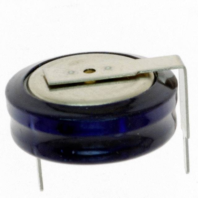 Een ronde, blauwe knoopcelbatterij met twee uitstekende, metalen contactpunten.