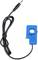 Een blauwe stroommeetsensor met een zwart kabel en een 3,5-mm audiostekker. Apparaat met opschrift 'YHDC SCT-013'.