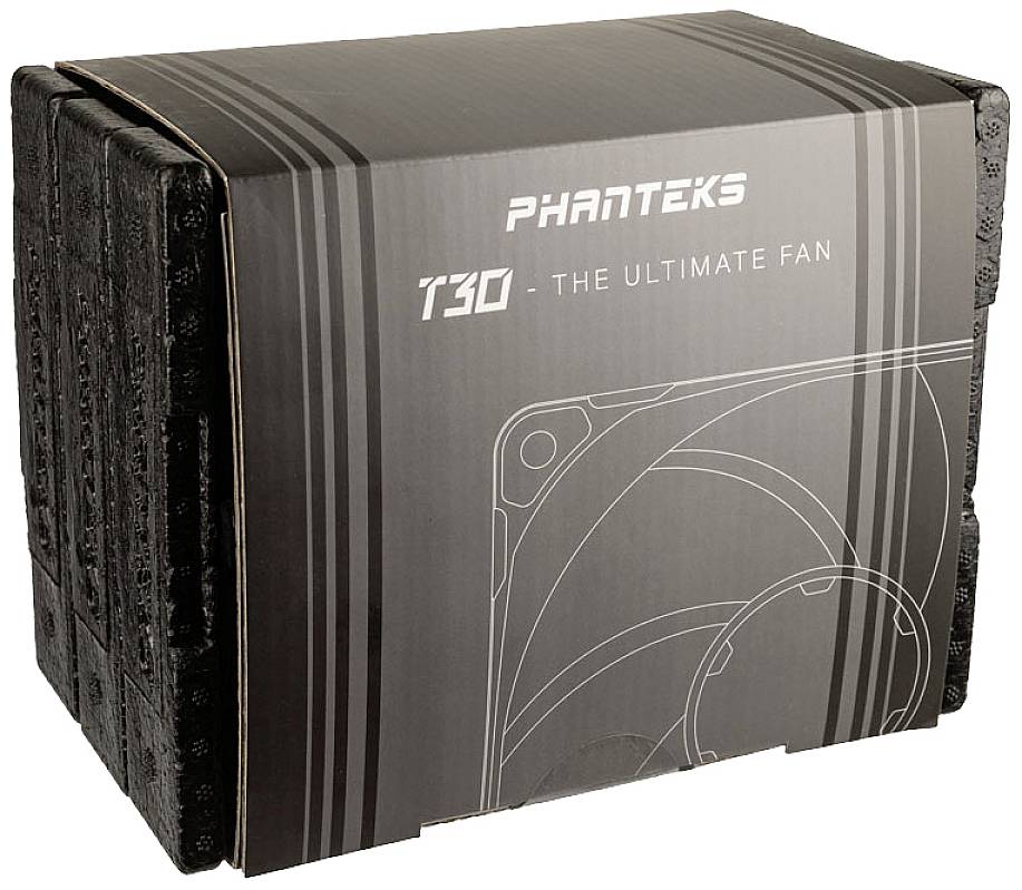 Zwarte productverpakking met de tekst 'Phanteks T30 - The Ultimate Fan' in witte letters op een grijze achtergrond.